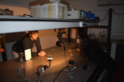 Foto del Grupo de Óptica Láser